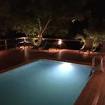 Bonaccorso - Antica E Maestosa Con Piscina Ai Piedi Dell'etna Daire