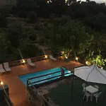 Bonaccorso - Antica E Maestosa Con Piscina Ai Piedi Dell'etna *
